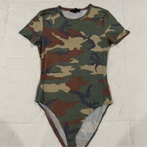 Forever 21 Tshirt camo bodysuit